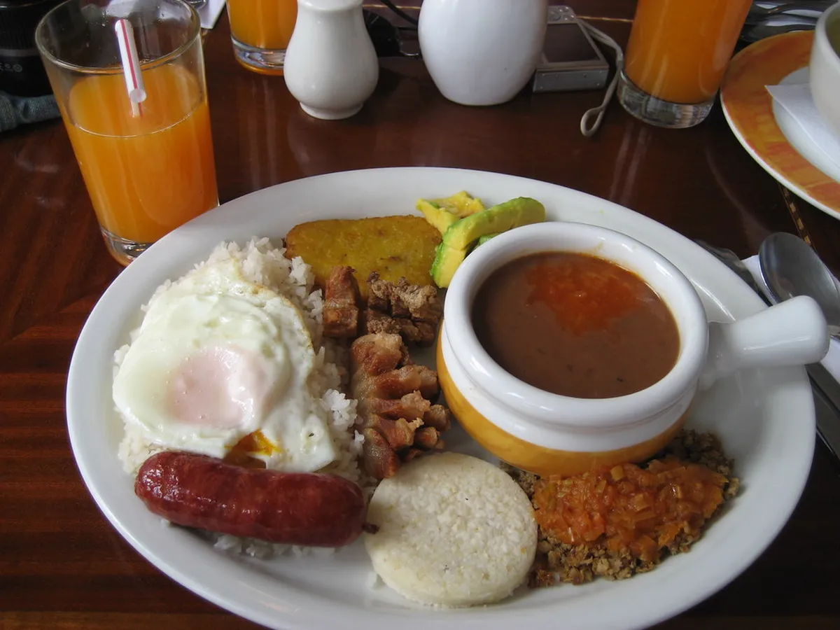 7. Bandeja Paisa: An Overloaded Colombian Platter