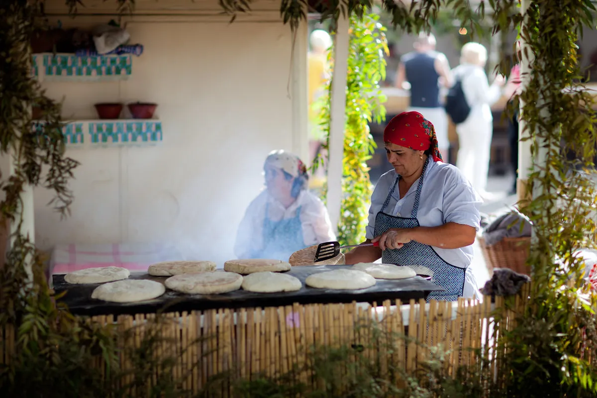 1. Bolo do Caco: The Iconic Madeira Bread
