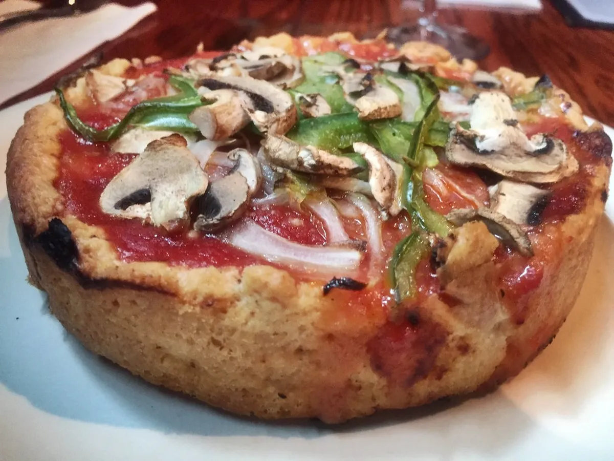 1. Chicago Deep-Dish pizza: A Slice of Heaven