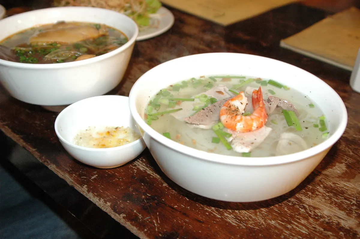 4. Hủ Tiếu: Tasty Noodle Soup of Southern Vietnam