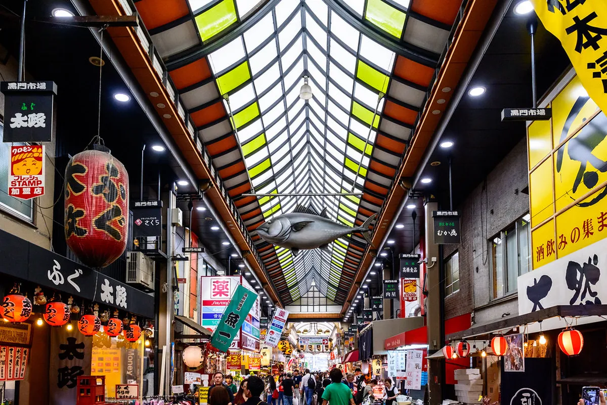 1. Kuromon Ichiba Market: The Heart of Osaka’s Food Scene