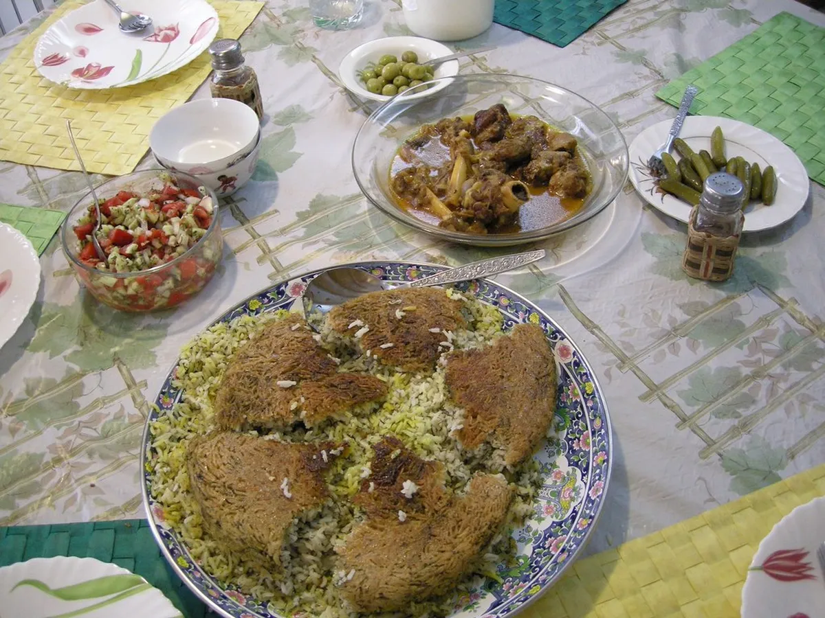 7. Salad Shirazi: A Refreshing Side Dish