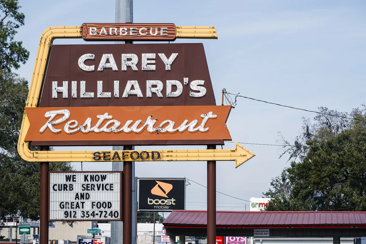 4. Savannah seafood: Fresh Catches from the Coast